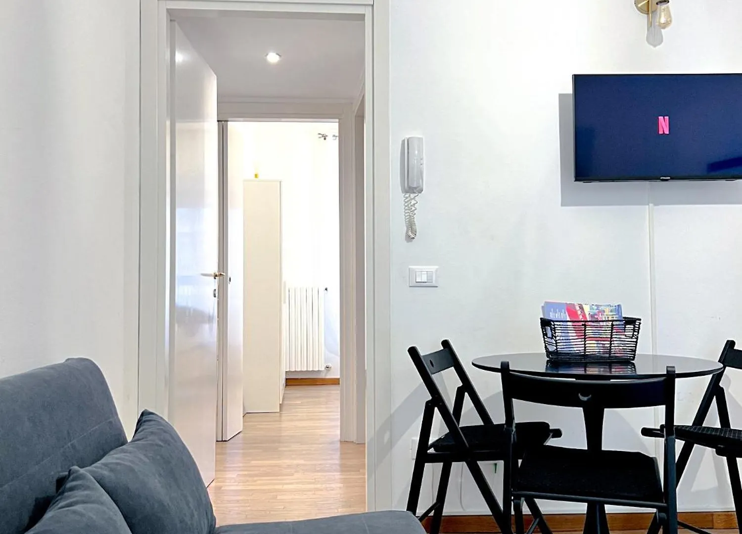 아파트 The Boutique Houses - Steps Away From The Duomo Area 밀라노 이탈리아