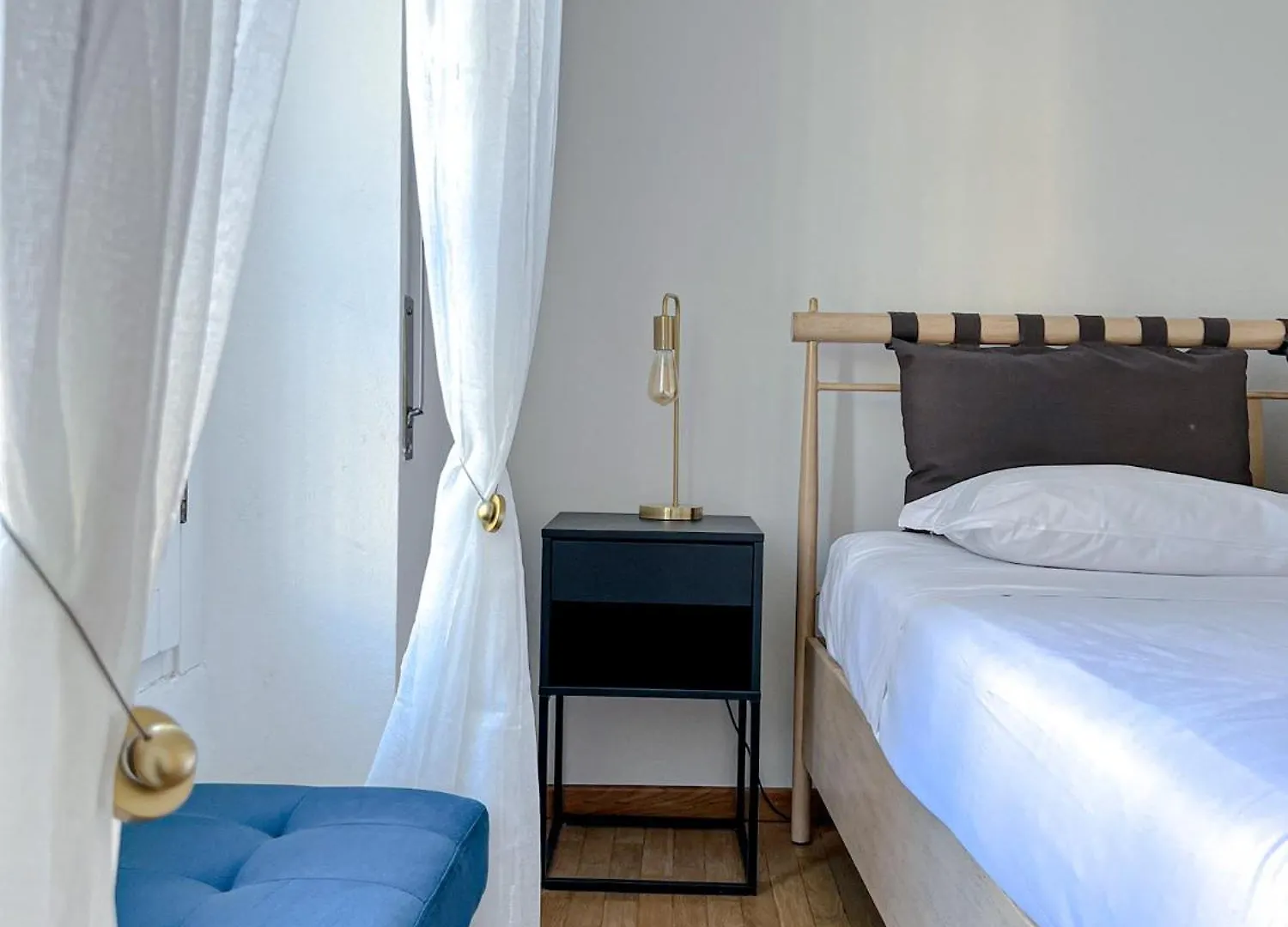 The Boutique Houses - Steps Away From The Duomo Area Milan